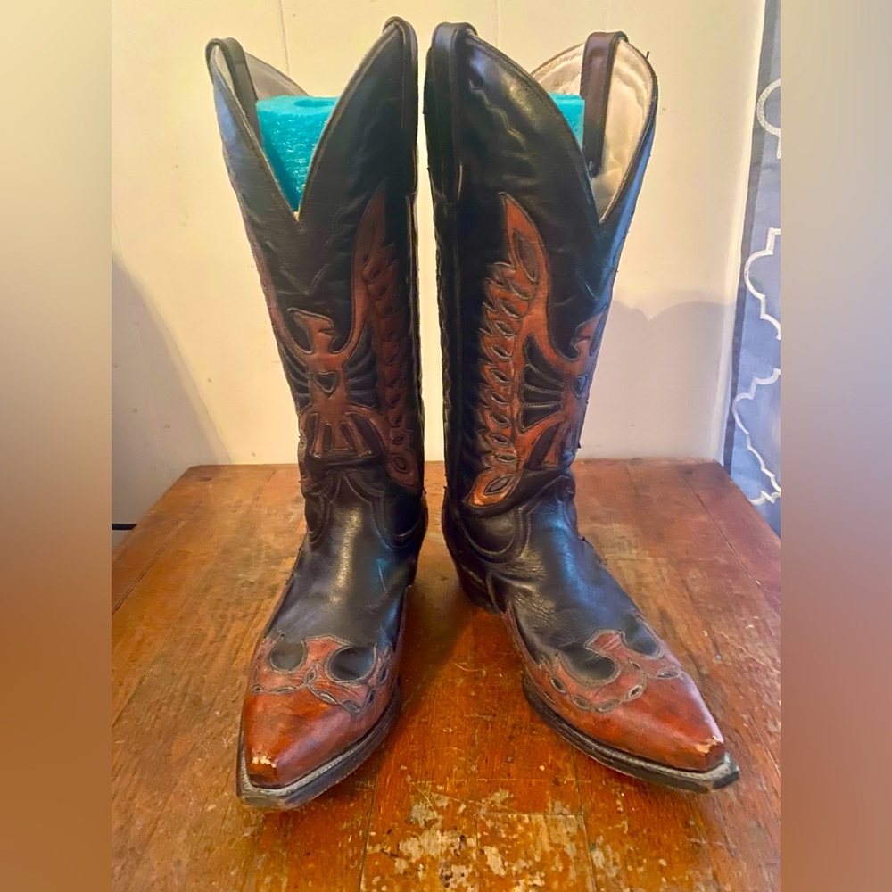 Used women’s vintage Lane phoenix boots 9.5